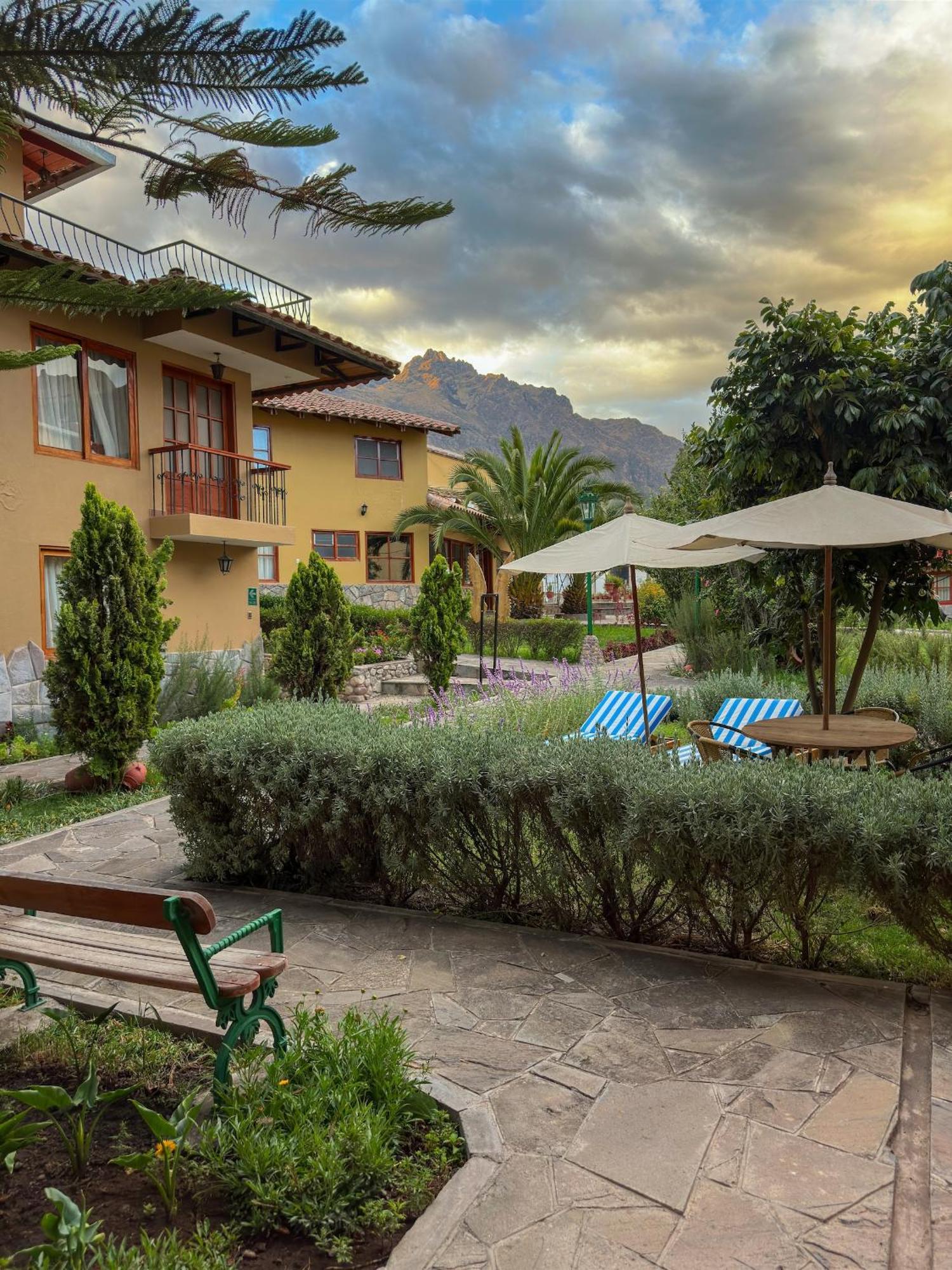 Hotel Mabey Urubamba Exteriér fotografie