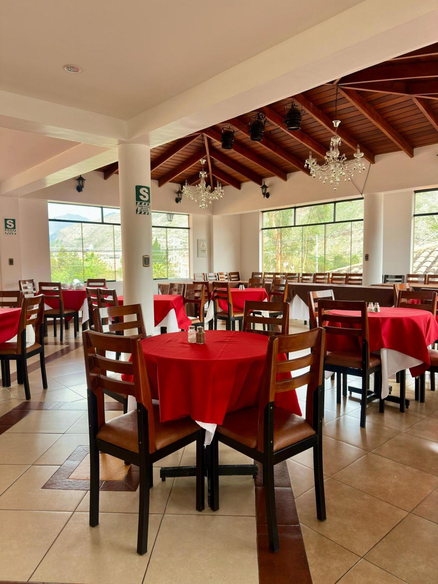 Hotel Mabey Urubamba Exteriér fotografie
